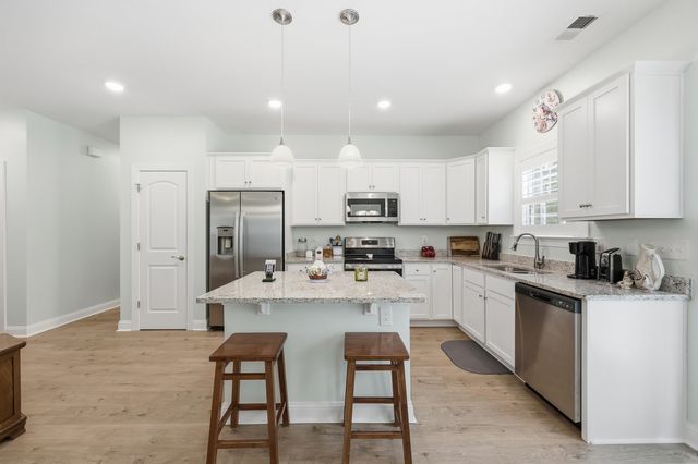 1700 Wren St., Georgetown, SC 29440