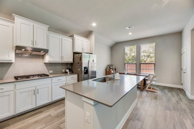 10611 Hidden Hollow Drive, Grand Prairie, TX 76065