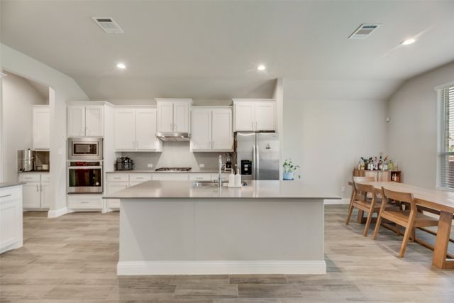 10611 Hidden Hollow Drive, Grand Prairie, TX 76065