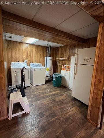 2144A Lilly Drive, Charleston, WV 25387