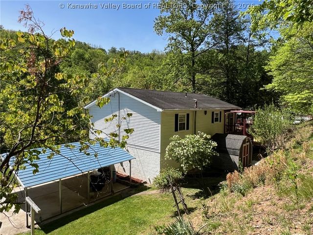 2144A Lilly Drive, Charleston, WV 25387