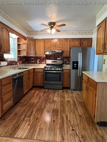 2144A Lilly Drive, Charleston, WV 25387