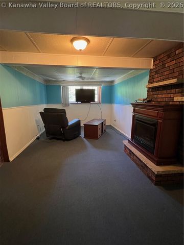2144A Lilly Drive, Charleston, WV 25387