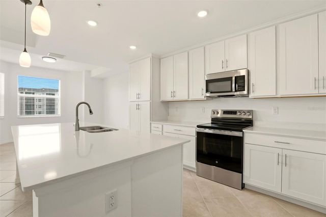 18461 COPPERHEAD COURT N 422, Lehigh Acres, FL 33936