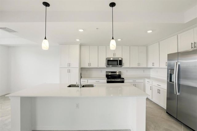 18461 COPPERHEAD COURT N 422, Lehigh Acres, FL 33936