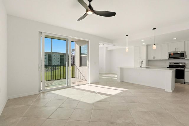 18461 COPPERHEAD COURT N 422, Lehigh Acres, FL 33936