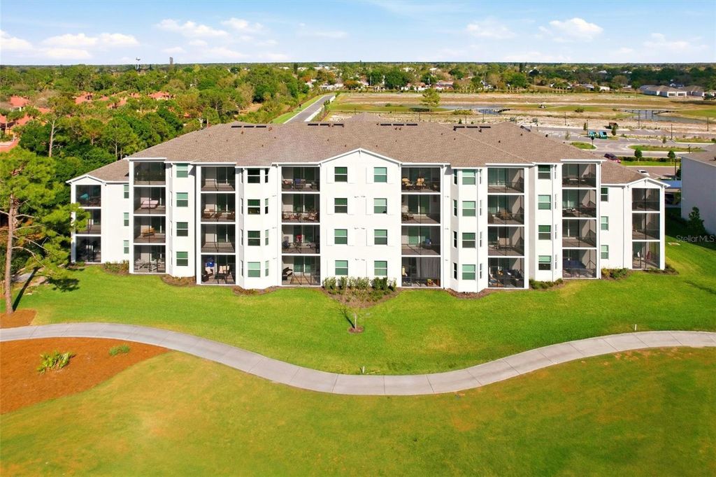 18461 COPPERHEAD COURT N 422, Lehigh Acres, FL 33936