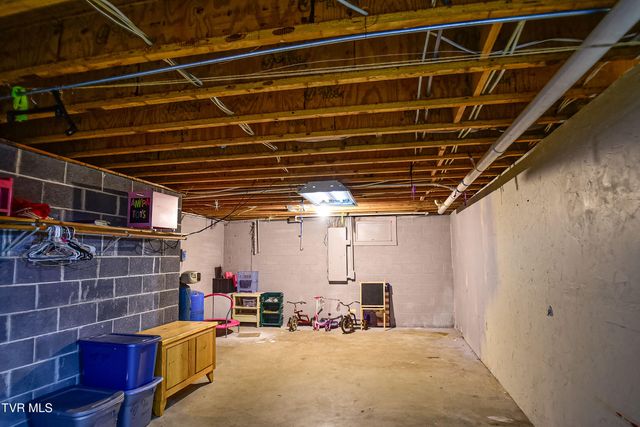 132 Hankal Road, Gray, TN 37615