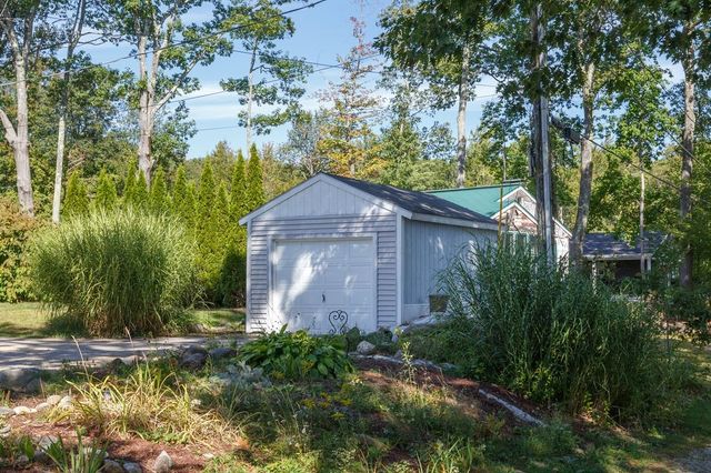 3 Ski Doo Lane, Deerfield, NH 03037