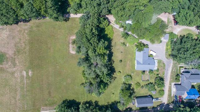 3 Ski Doo Lane, Deerfield, NH 03037