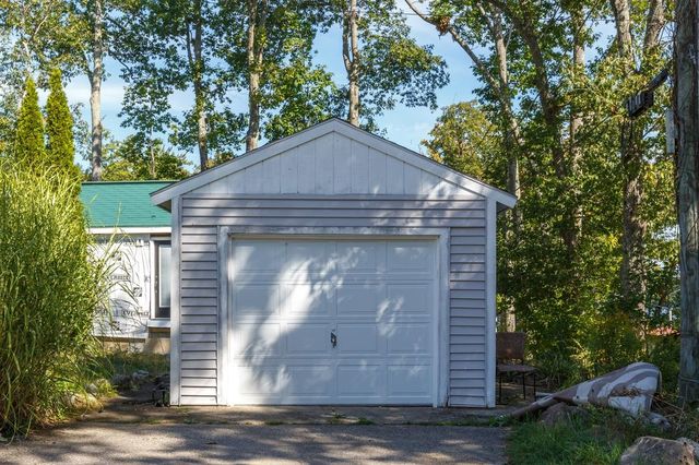 3 Ski Doo Lane, Deerfield, NH 03037