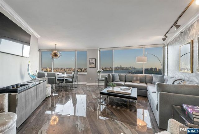 100 Old Palisade Road 3906, Fort Lee, NJ 07024
