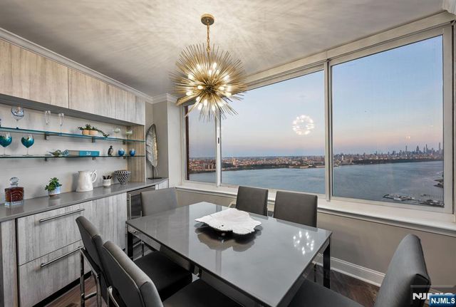 100 Old Palisade Road 3906, Fort Lee, NJ 07024