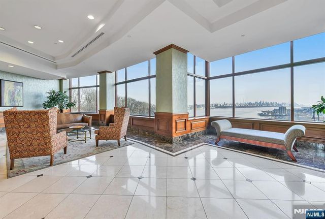 100 Old Palisade Road 3906, Fort Lee, NJ 07024