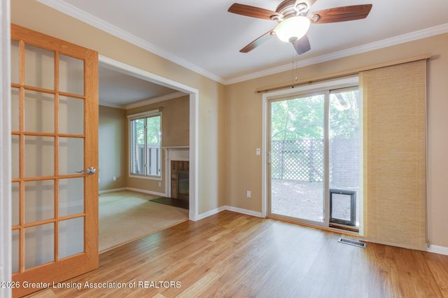 912 Grenoble Drive C, Lansing, MI 48917