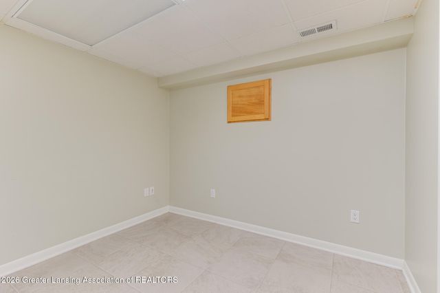 912 Grenoble Drive C, Lansing, MI 48917