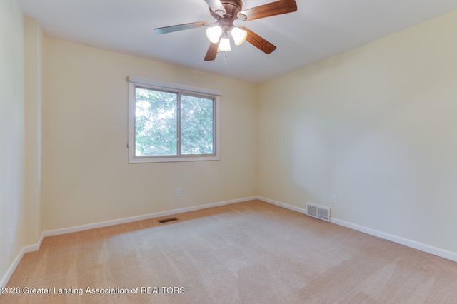 912 Grenoble Drive C, Lansing, MI 48917