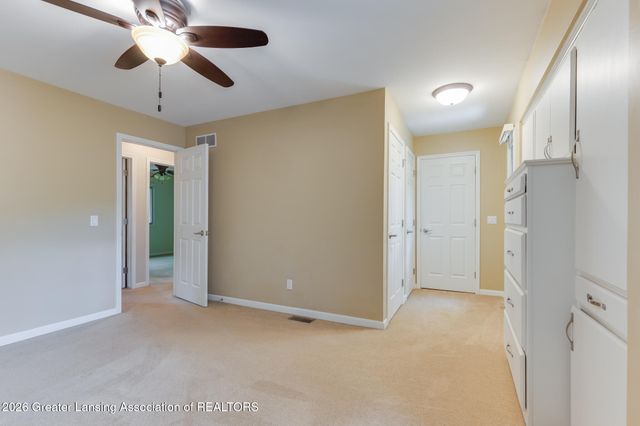 912 Grenoble Drive C, Lansing, MI 48917