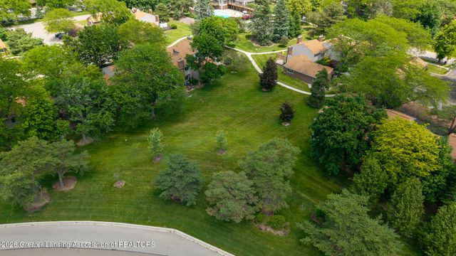 912 Grenoble Drive C, Lansing, MI 48917