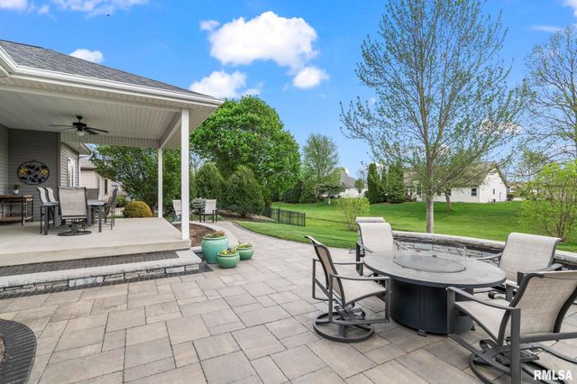3700 Crystal Spring Drive, Springfield, IL 62711