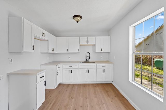 8030 Record Street B, Houston, TX 77028