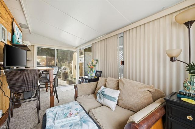 1069 Sea Holly CT, Virginia Beach, VA 23454