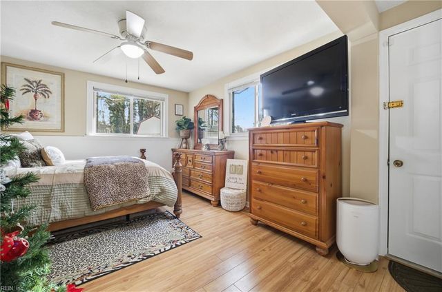 1069 Sea Holly CT, Virginia Beach, VA 23454