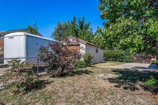 160 E 105th Avenue, Denver, CO 80233