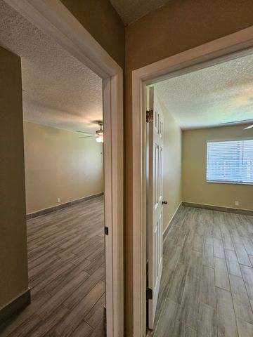 4859 Orleans Court C, West Palm Beach, FL 33415