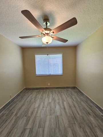 4859 Orleans Court C, West Palm Beach, FL 33415