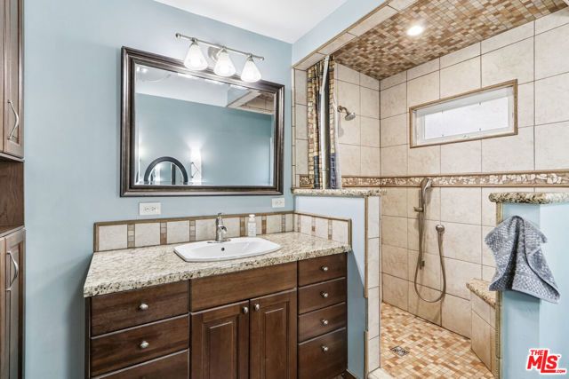 2717 Los Robles Road, Thousand Oaks, CA 91362