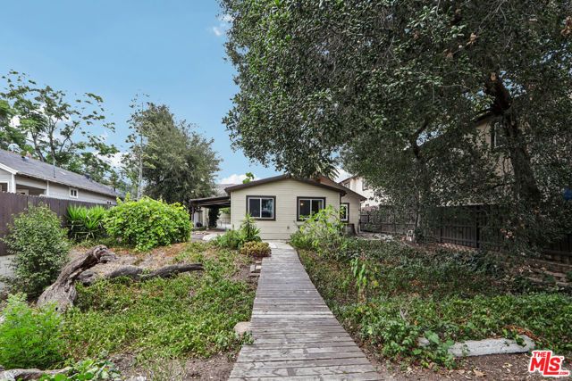 2717 Los Robles Road, Thousand Oaks, CA 91362