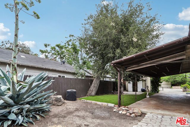 2717 Los Robles Road, Thousand Oaks, CA 91362