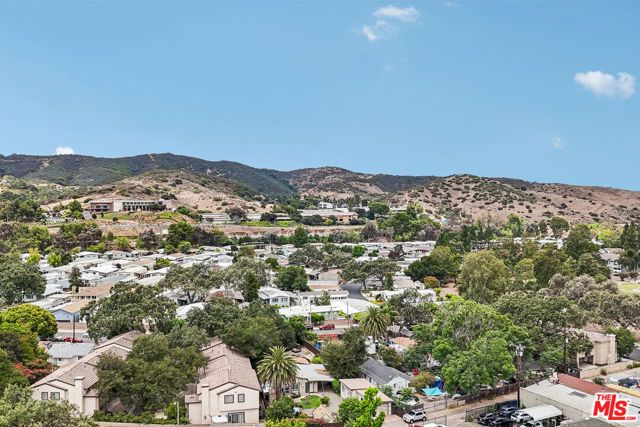 2717 Los Robles Road, Thousand Oaks, CA 91362