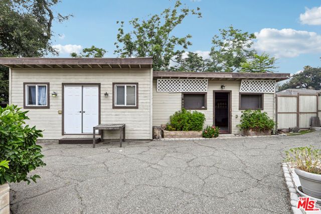 2717 Los Robles Road, Thousand Oaks, CA 91362