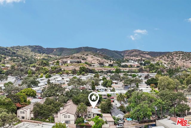2717 Los Robles Road, Thousand Oaks, CA 91362