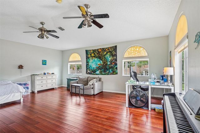 1344 TALL MAPLE LOOP, Oviedo, FL 32765