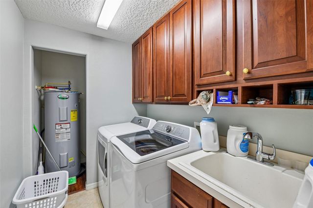 1344 TALL MAPLE LOOP, Oviedo, FL 32765