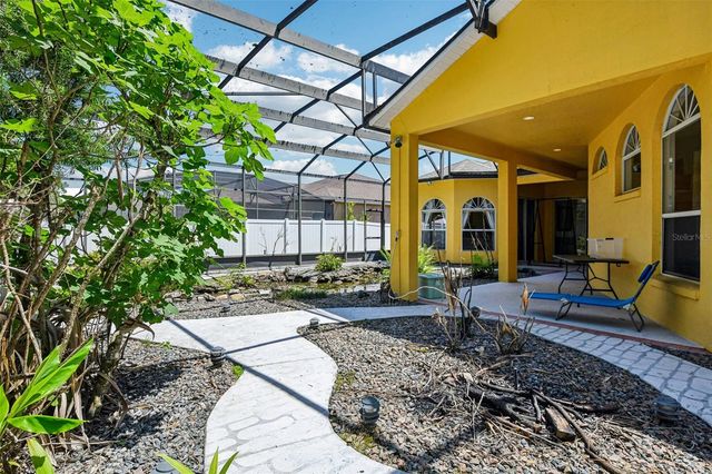 1344 TALL MAPLE LOOP, Oviedo, FL 32765