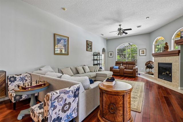 1344 TALL MAPLE LOOP, Oviedo, FL 32765