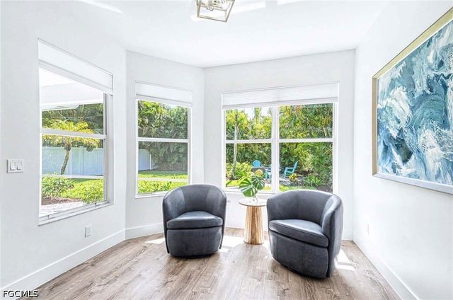8324 Laurel Lakes BLVD, Naples, FL 34119