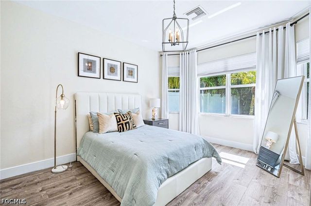 8324 Laurel Lakes BLVD, Naples, FL 34119