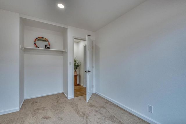 520 Calaveras Drive, Salinas, CA 93906