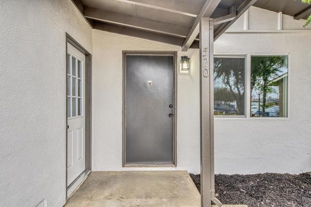 520 Calaveras Drive, Salinas, CA 93906