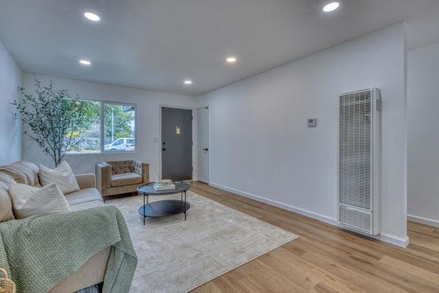 520 Calaveras Drive, Salinas, CA 93906