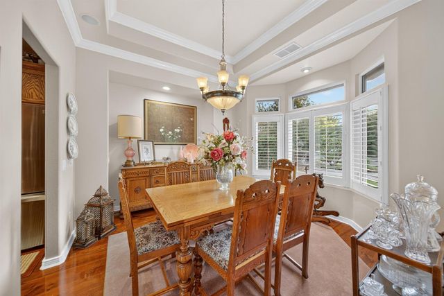 2382 20th Avenue, Kingsburg, CA 93631