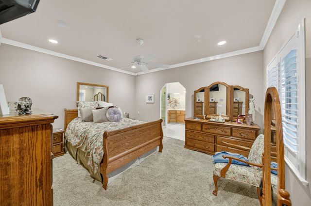 2382 20th Avenue, Kingsburg, CA 93631