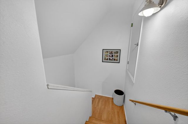 2382 20th Avenue, Kingsburg, CA 93631