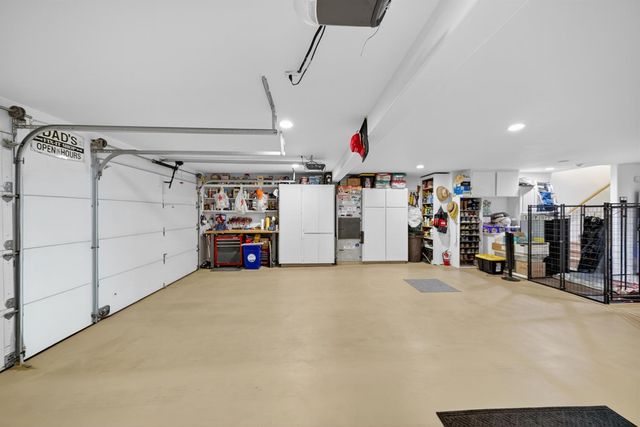 2382 20th Avenue, Kingsburg, CA 93631