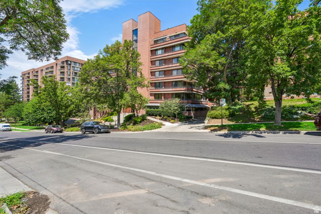 141 E 2ND AVE #304, Salt Lake City, UT 84103 — exterior